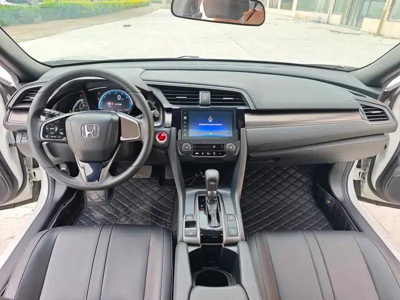 2020 Civic Hatchaback 220TURBO CVT New Elite — миниатюра 12