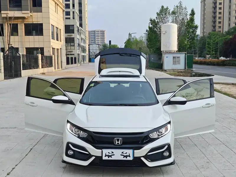 2020 Civic Hatchaback 220TURBO CVT New Elite — миниатюра 10
