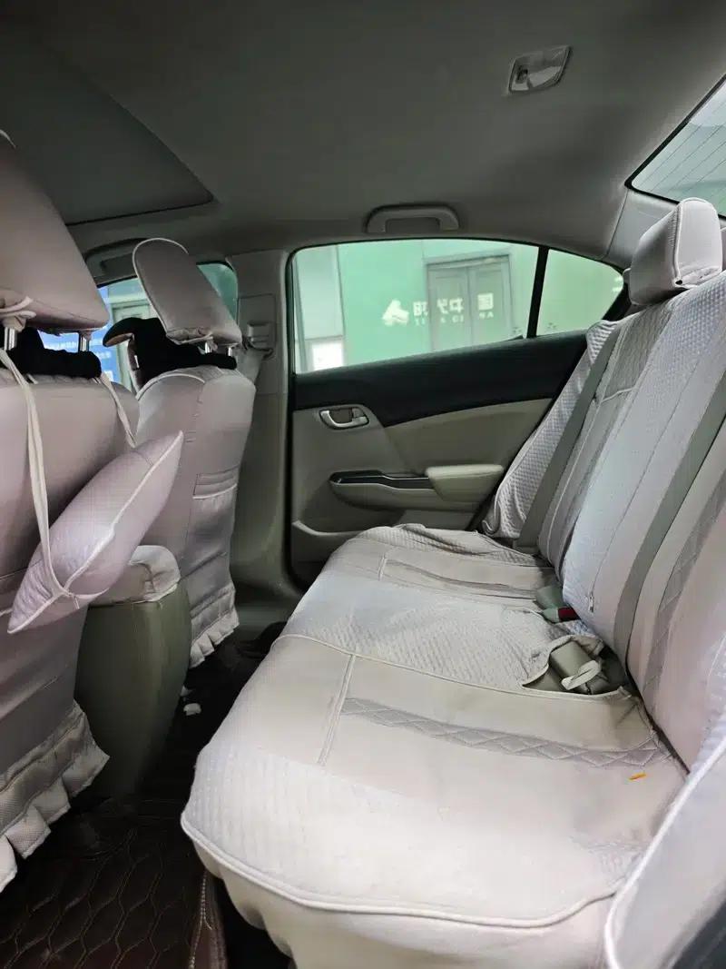 2014 Civic 1.8L Automatic Comfort Edition — миниатюра 12