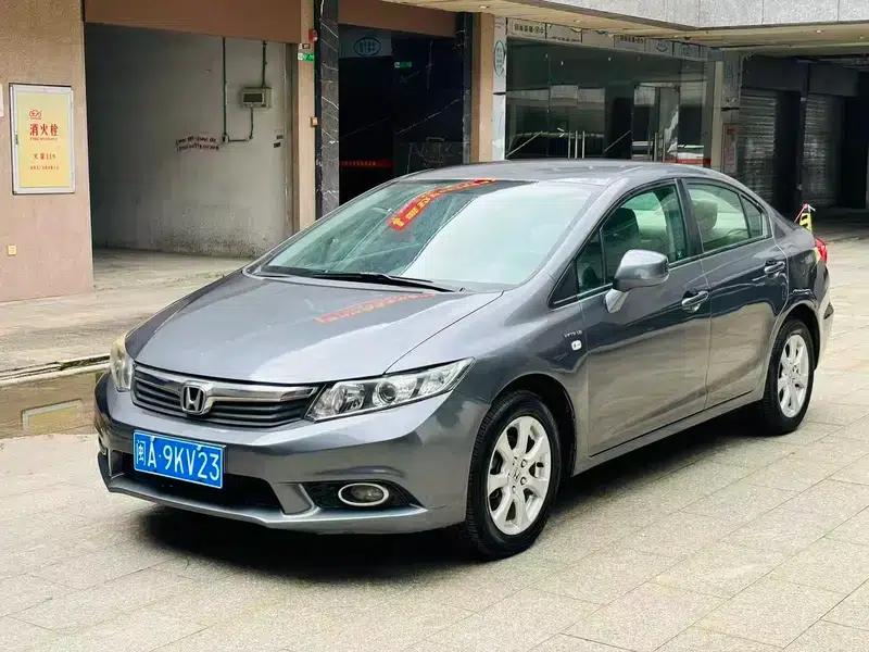 2012 Civic 1.8L Automatic Comfort Edition — миниатюра 1