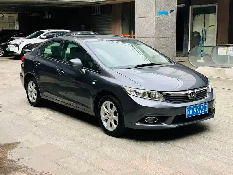 2012 Civic 1.8L Automatic Comfort Edition — миниатюра 3