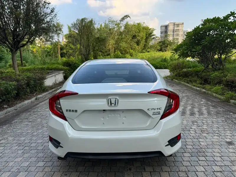 2019 Civic 220TURBO CVT Sporty Edition (China VI Emission Standard) — миниатюра 6