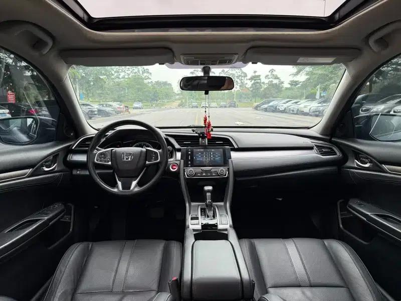 2016 Civic 220TURBO CVT Premium Edition — миниатюра 14