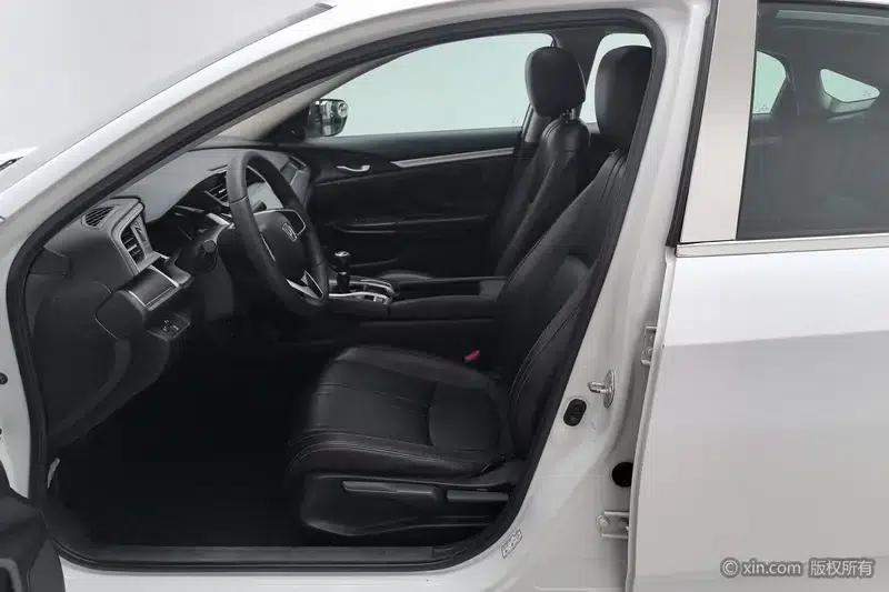 2016 Civic 220TURBO Manual Deluxe Edition — миниатюра 17