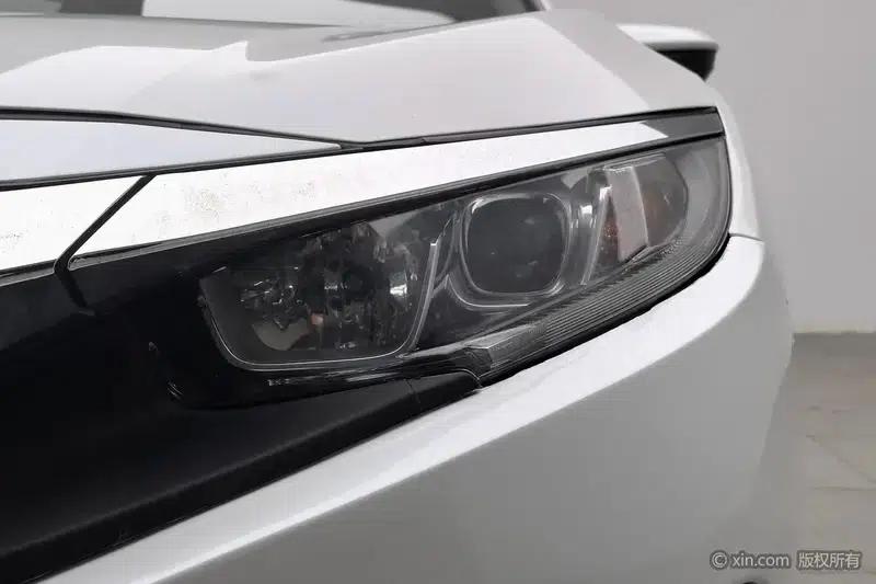2016 Civic 220TURBO Manual Deluxe Edition — миниатюра 7
