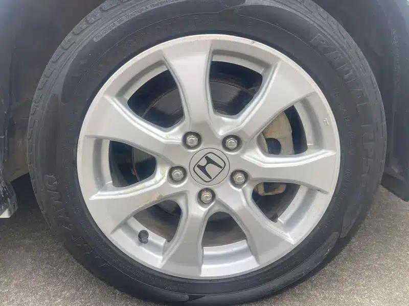 Civic 2013 10th Anniversary Edition 1.8L Automatic Comfort Version — миниатюра 7