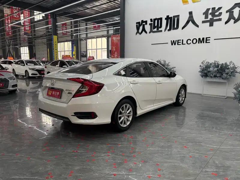 2016 Civic 180TURBO CVT Comfort Edition — миниатюра 7