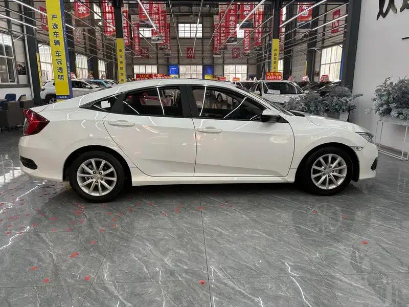 2016 Civic 180TURBO CVT Comfort Edition — миниатюра 8