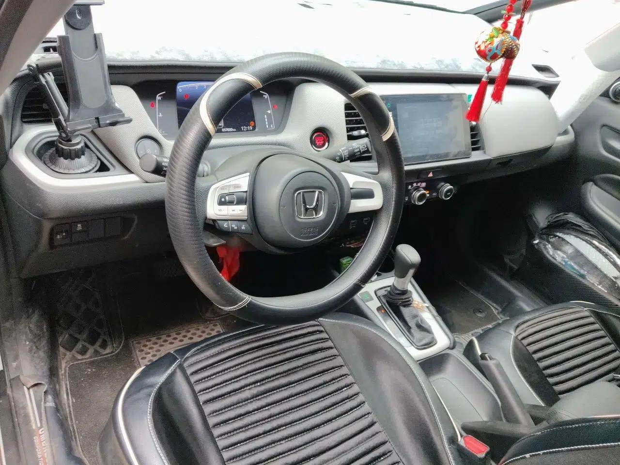 Honda LIFE 2021 1.5L CVT CRO-S Fun Edition — миниатюра 9
