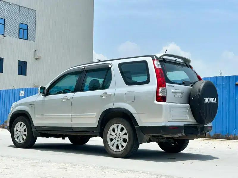 Honda CR-V 2005 2.0L Automatic — миниатюра 4