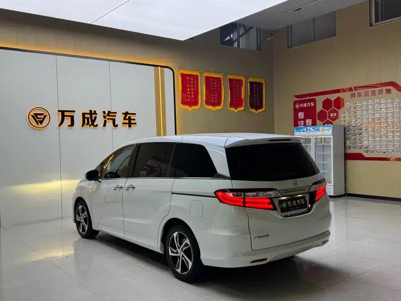 Odyssey 2015 2.4L Smart Edition — миниатюра 4