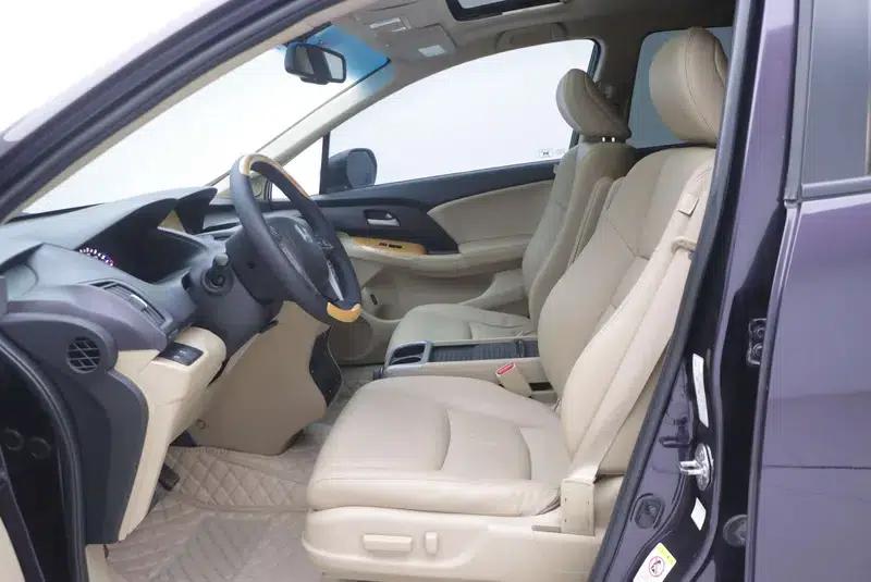 2011 Honda Odyssey 2.4L Luxury Edition — миниатюра 11
