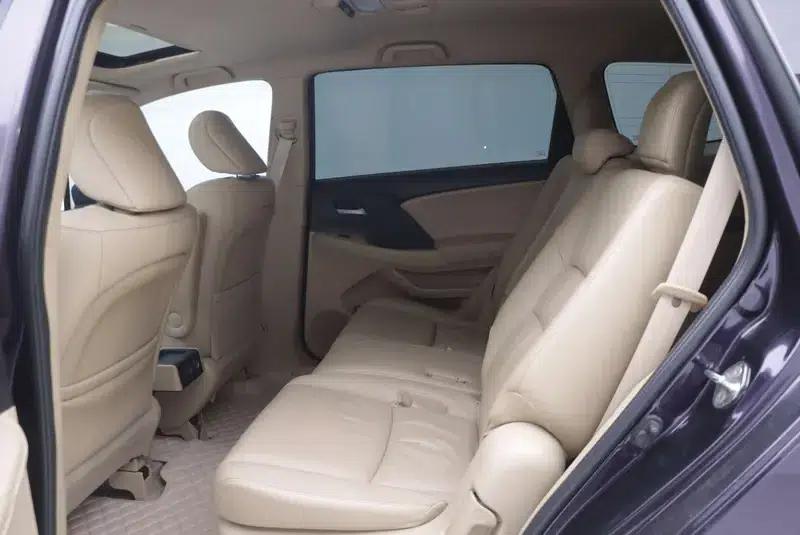 2011 Honda Odyssey 2.4L Luxury Edition — миниатюра 12