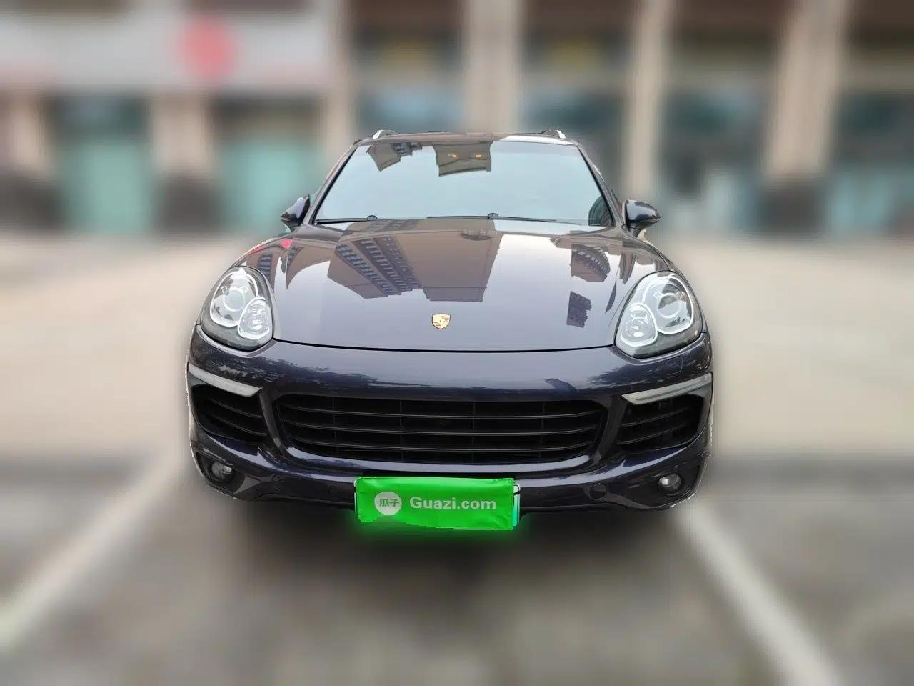 Porsche Cayenne E-Hybrid 2016 Cayenne S E-Hybrid 3.0T — миниатюра 2