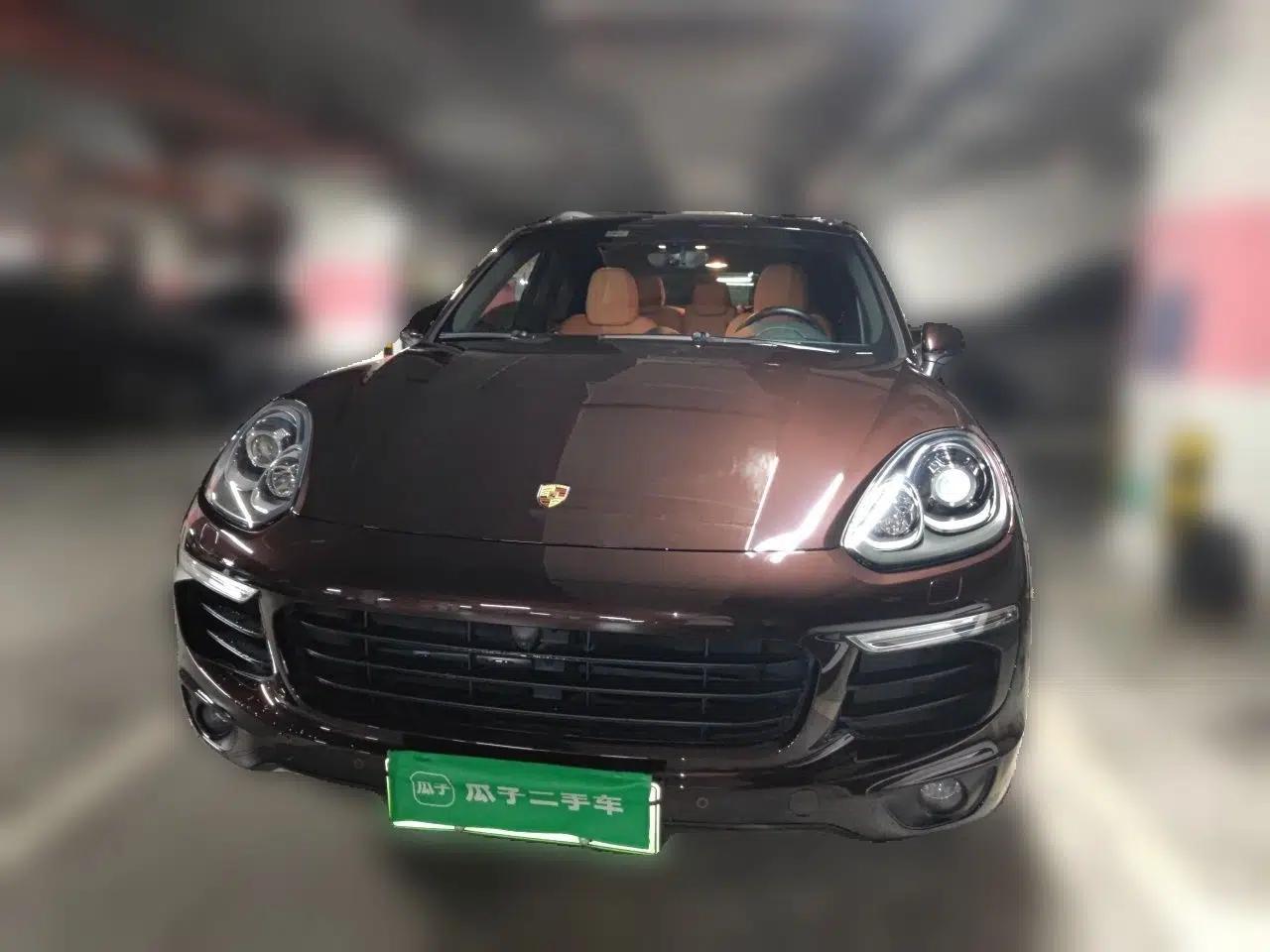 Porsche Cayenne E-Hybrid 2016 Cayenne S E-Hybrid 3.0T — миниатюра 2