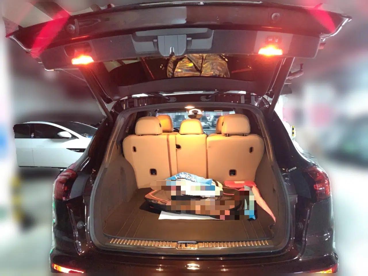 Porsche Cayenne E-Hybrid 2016 Cayenne S E-Hybrid 3.0T — миниатюра 19