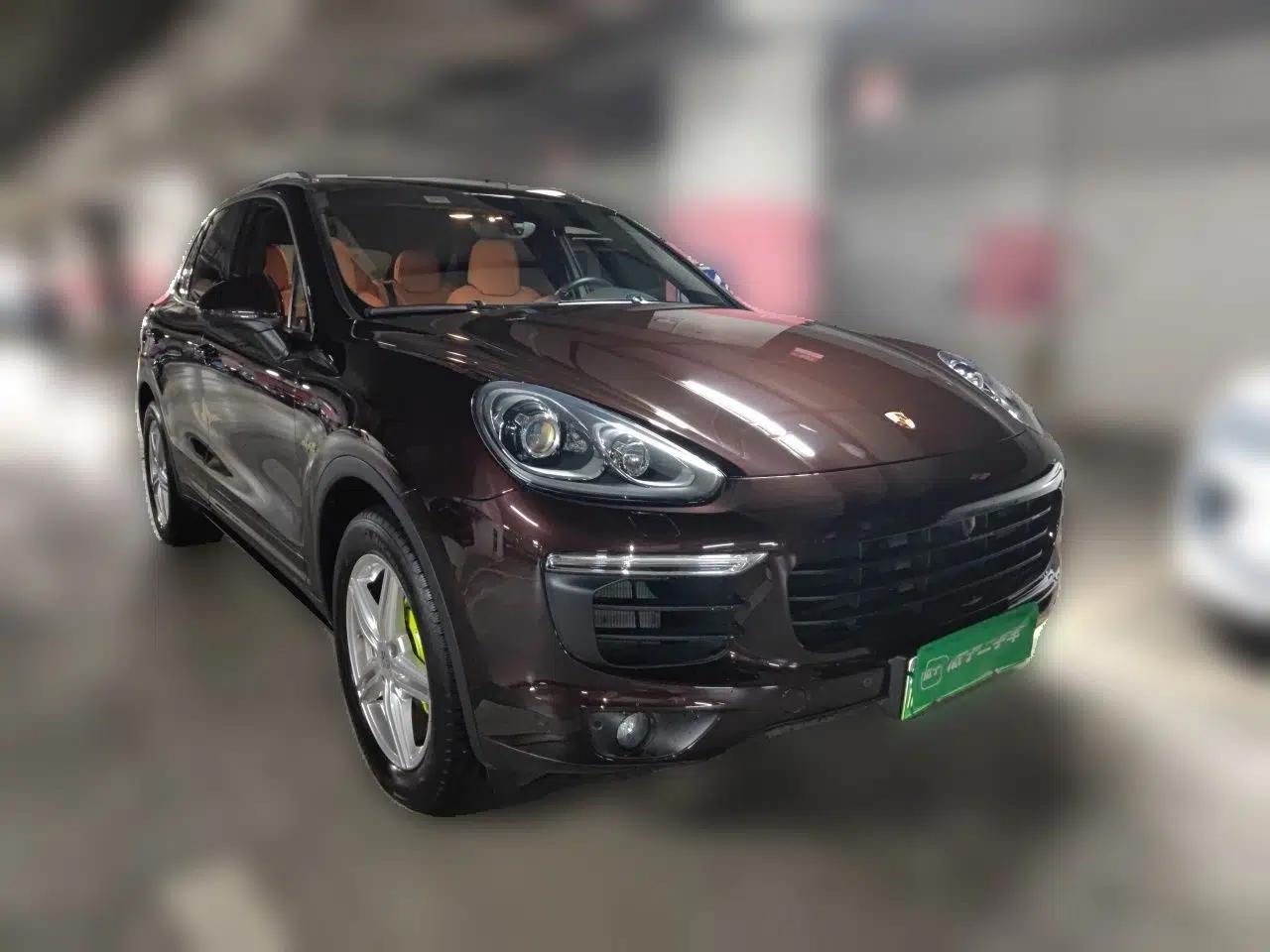 Porsche Cayenne E-Hybrid 2016 Cayenne S E-Hybrid 3.0T — миниатюра 3
