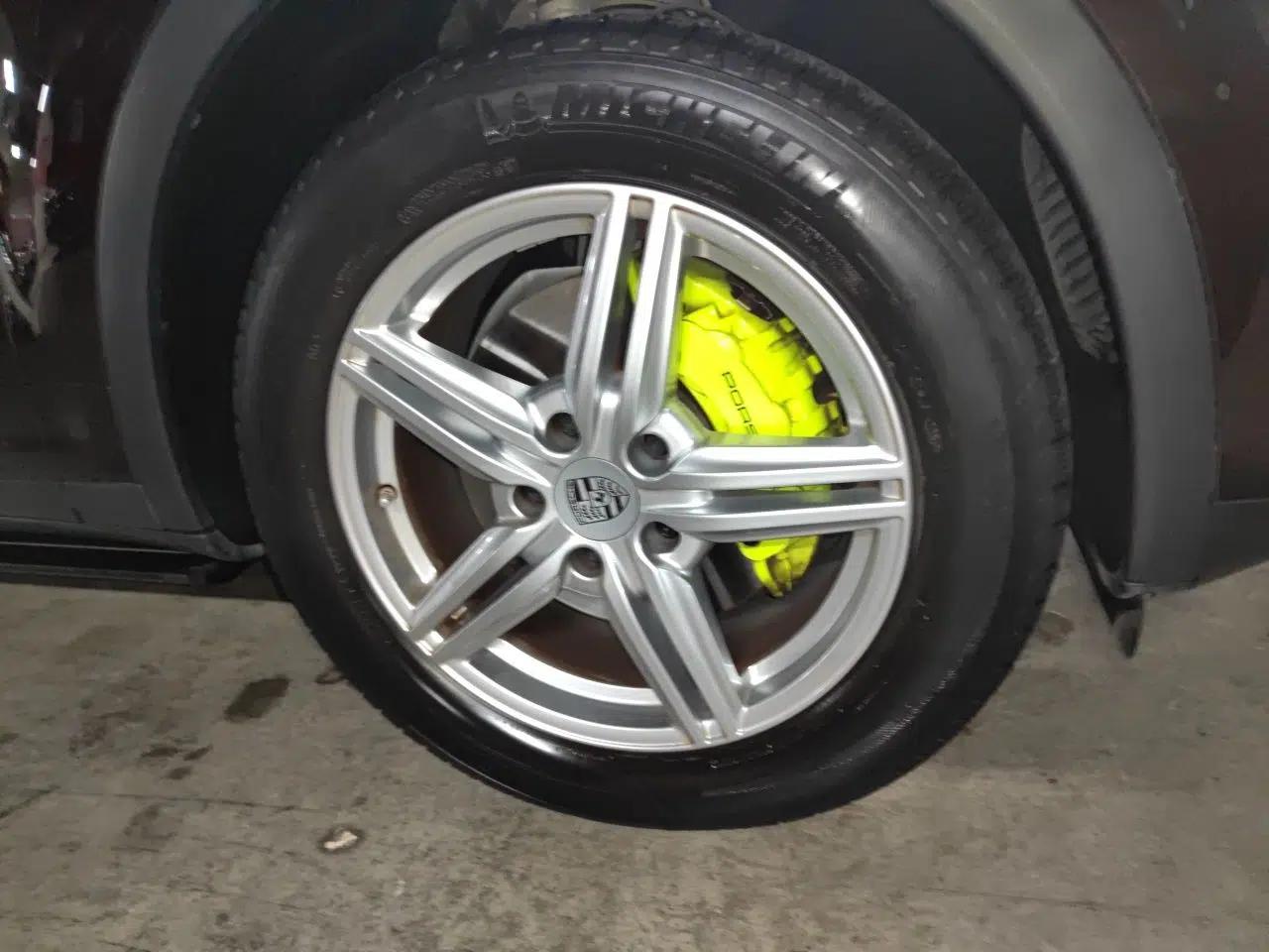 Porsche Cayenne E-Hybrid 2016 Cayenne S E-Hybrid 3.0T — миниатюра 8