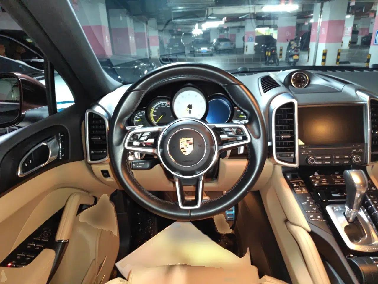 Porsche Cayenne E-Hybrid 2016 Cayenne S E-Hybrid 3.0T — миниатюра 10