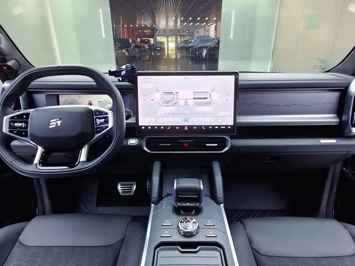 Jetour Traveler 2025 2.0T Automatic 4WD 200,000th Anniversary Edition — миниатюра 14