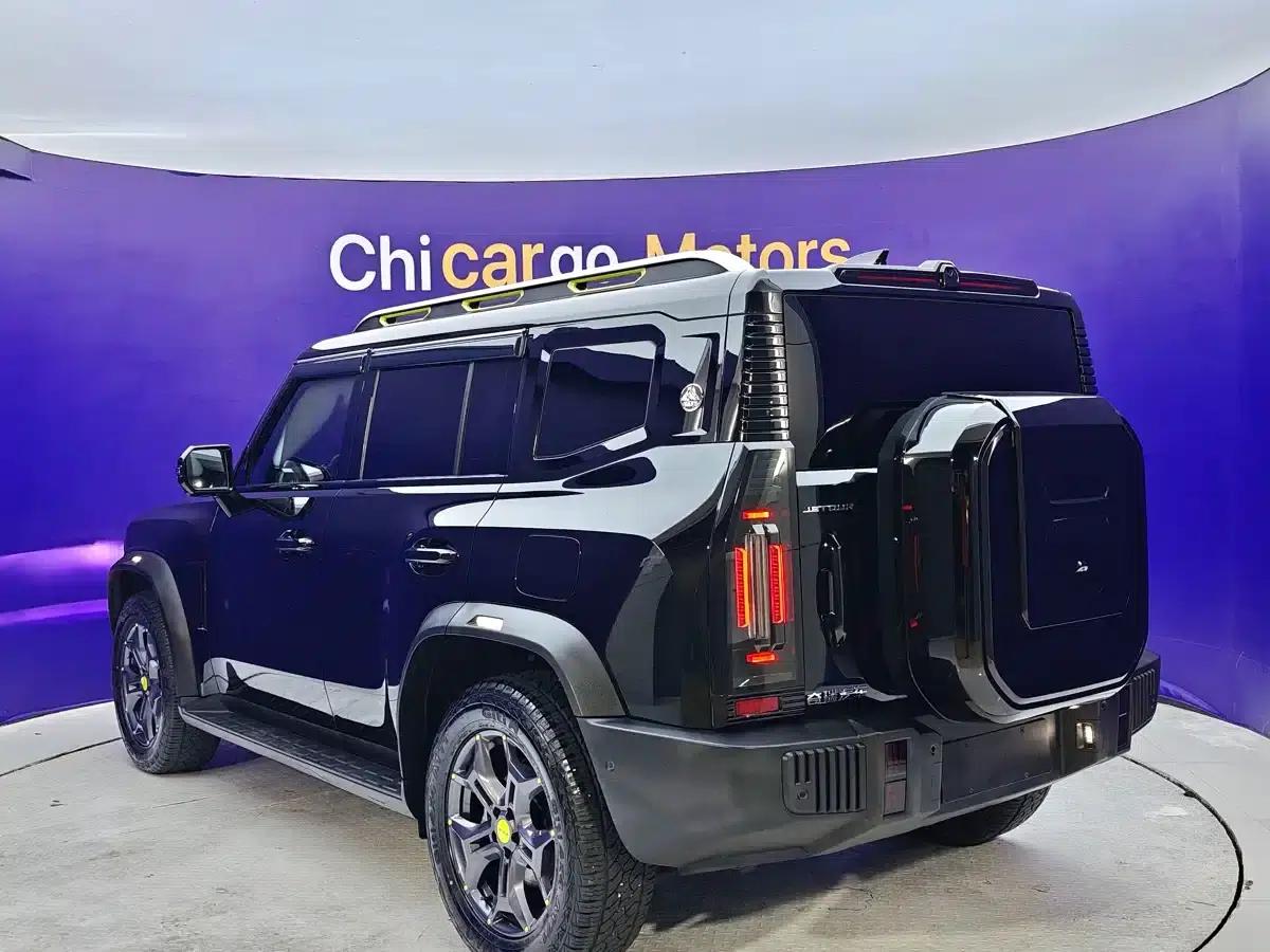 Jetour Traveler 2025 2.0T Automatic 4WD 200,000th Anniversary Edition — миниатюра 7