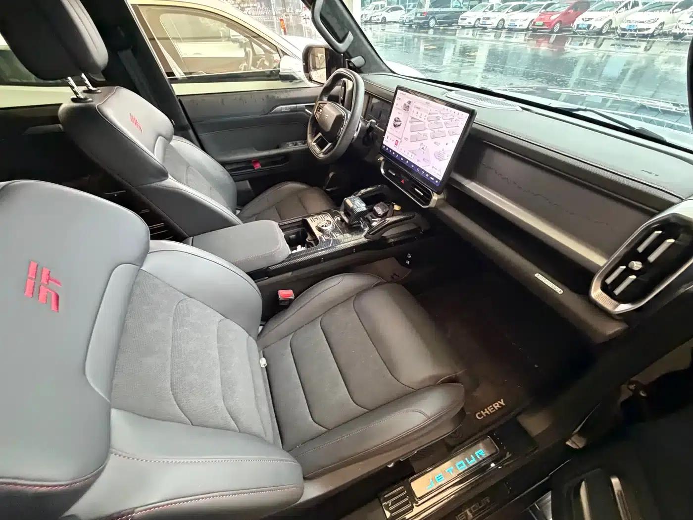 Jetour Traveler 2023 2.0T 4WD Adventure PRO+ — миниатюра 3