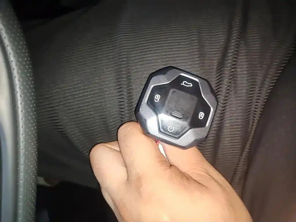 Jetour Traveler 2023 2.0T 4WD Adventure PRO — миниатюра 9