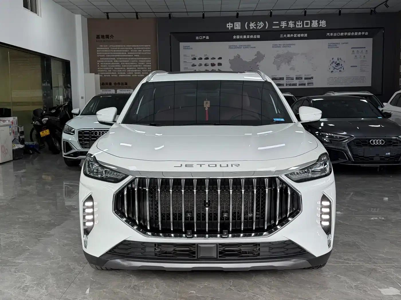 Jetour X70 PLUS 2023 1.5T DCT Warrior PLUS 5-seater — миниатюра 2