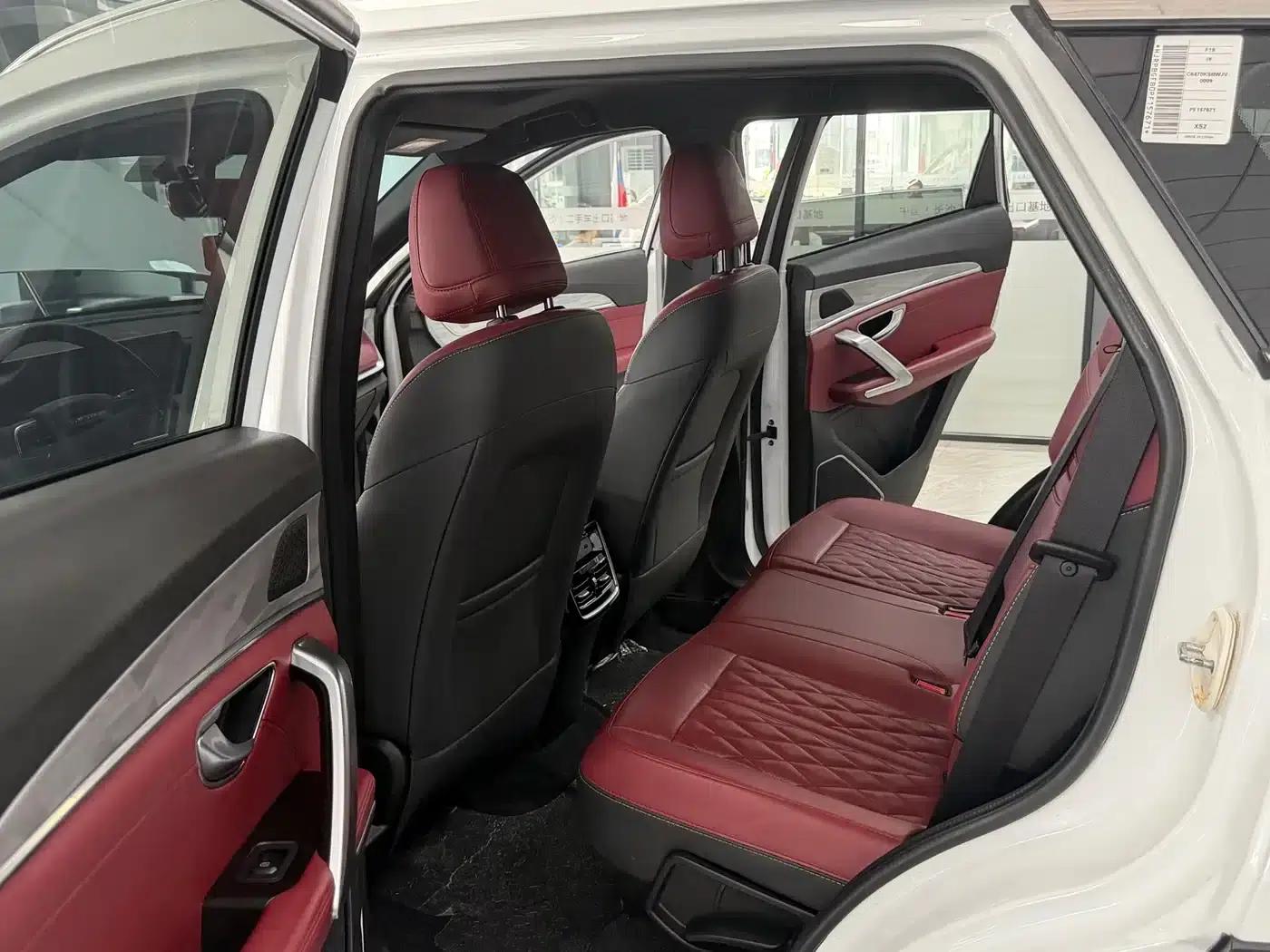 Jetour X70 PLUS 2023 1.5T DCT Warrior PLUS 5-seater — миниатюра 7