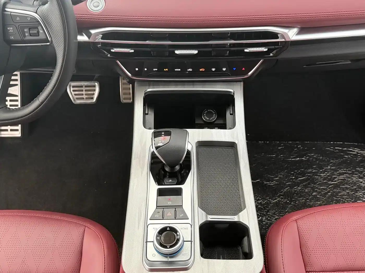 Jetour X70 PLUS 2023 1.5T DCT Warrior PLUS 5-seater — миниатюра 10