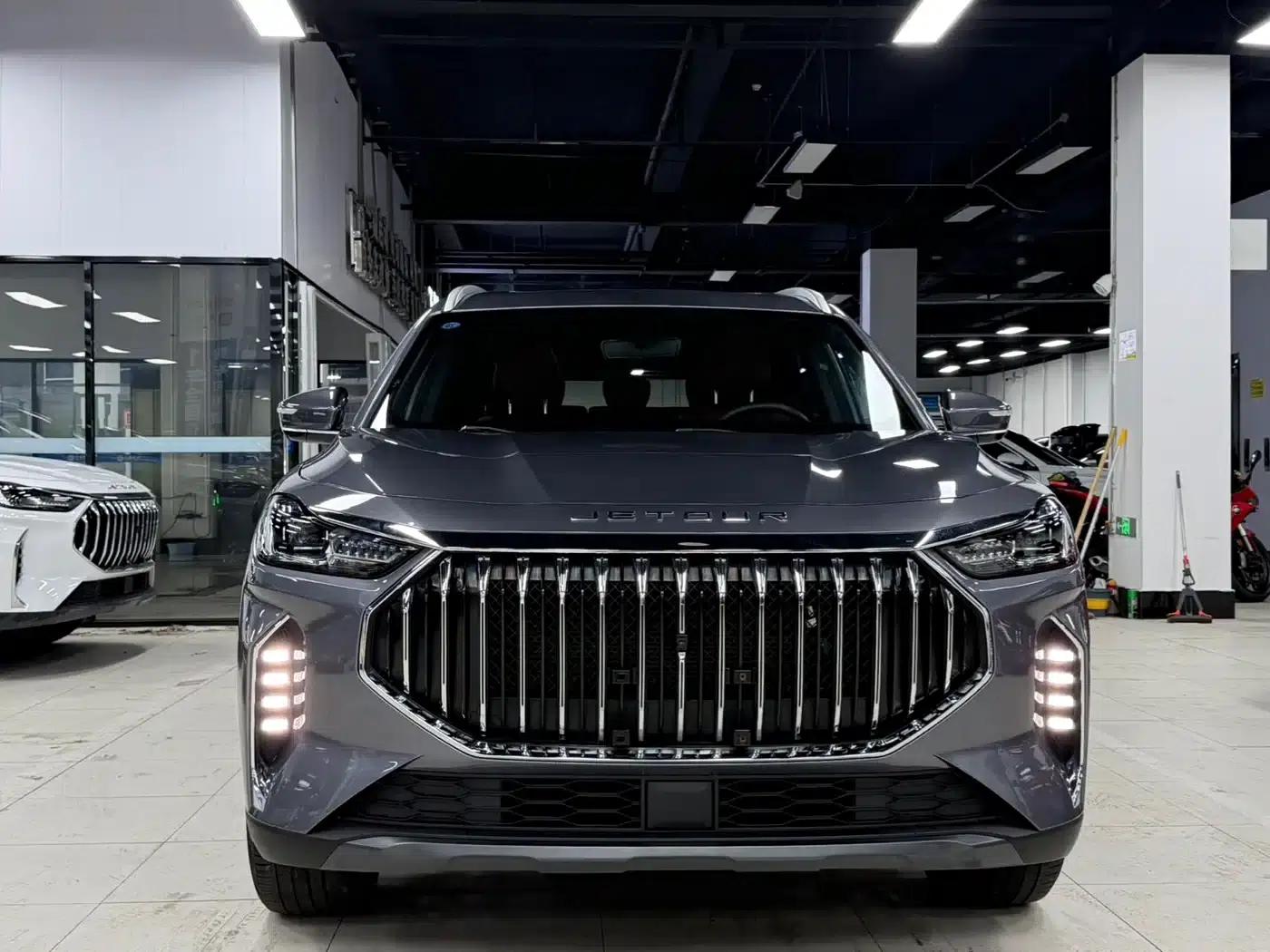 Jetour X70 PLUS 2023 1.5T DCT Warrior PLUS 7-seater — миниатюра 2