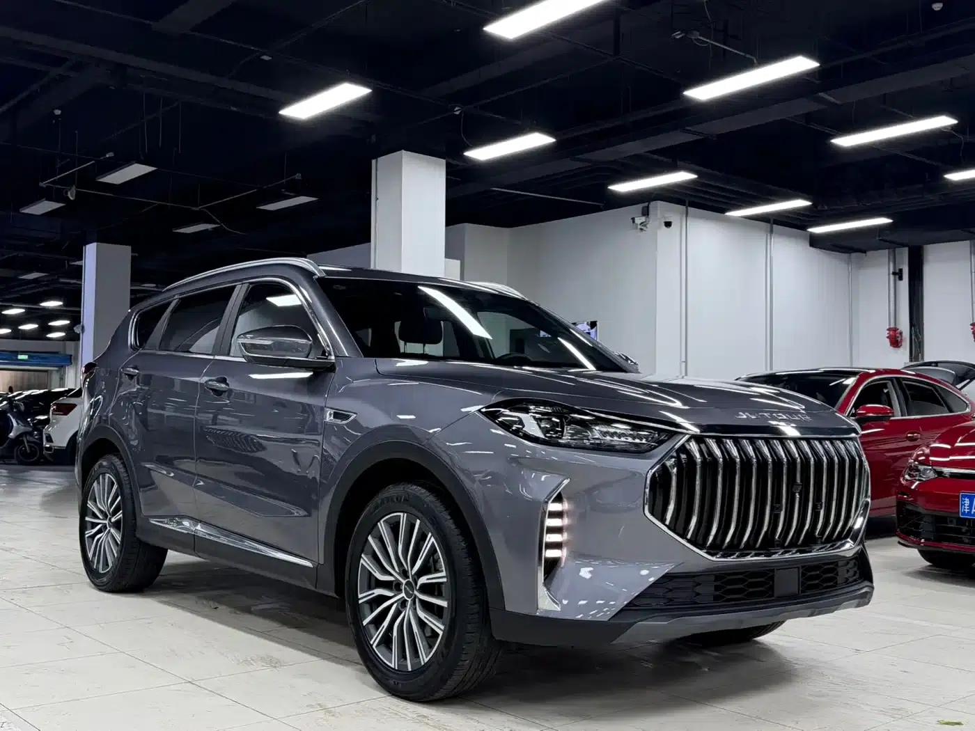 Jetour X70 PLUS 2023 1.5T DCT Warrior PLUS 7-seater — миниатюра 3