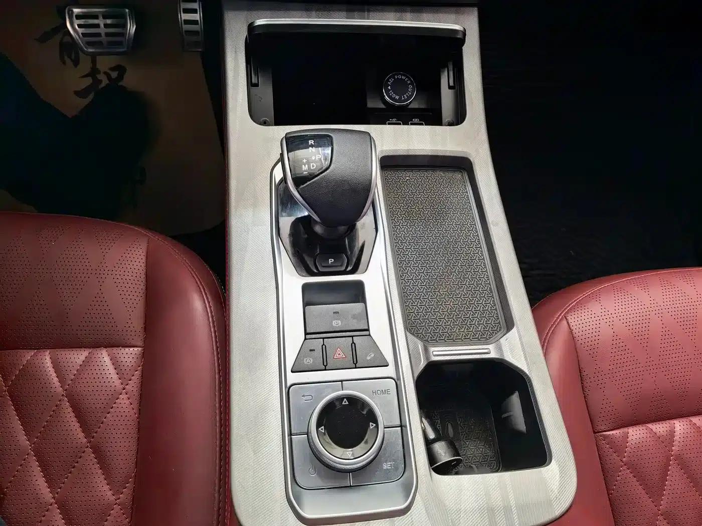 Jetour X70 PLUS 2023 1.5T DCT Warrior PLUS 5-seater — миниатюра 14