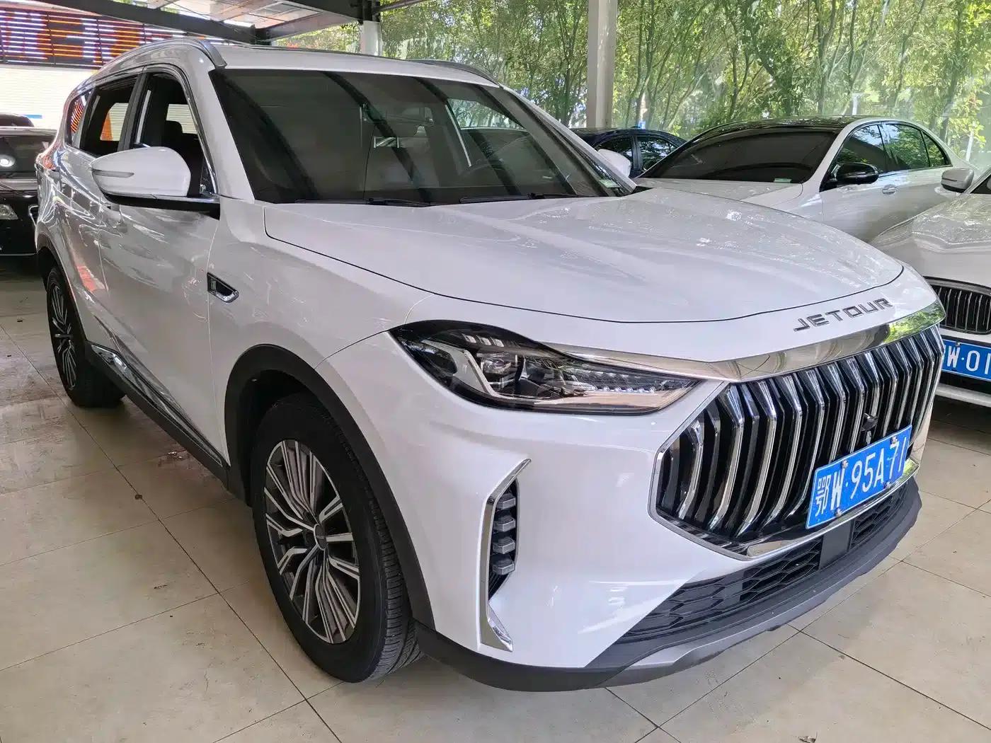 Jetour X70 PLUS 2023 1.5T DCT Warrior PLUS 5-seater — миниатюра 3
