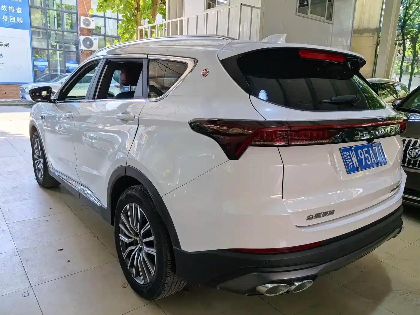 Jetour X70 PLUS 2023 1.5T DCT Warrior PLUS 5-seater — миниатюра 9