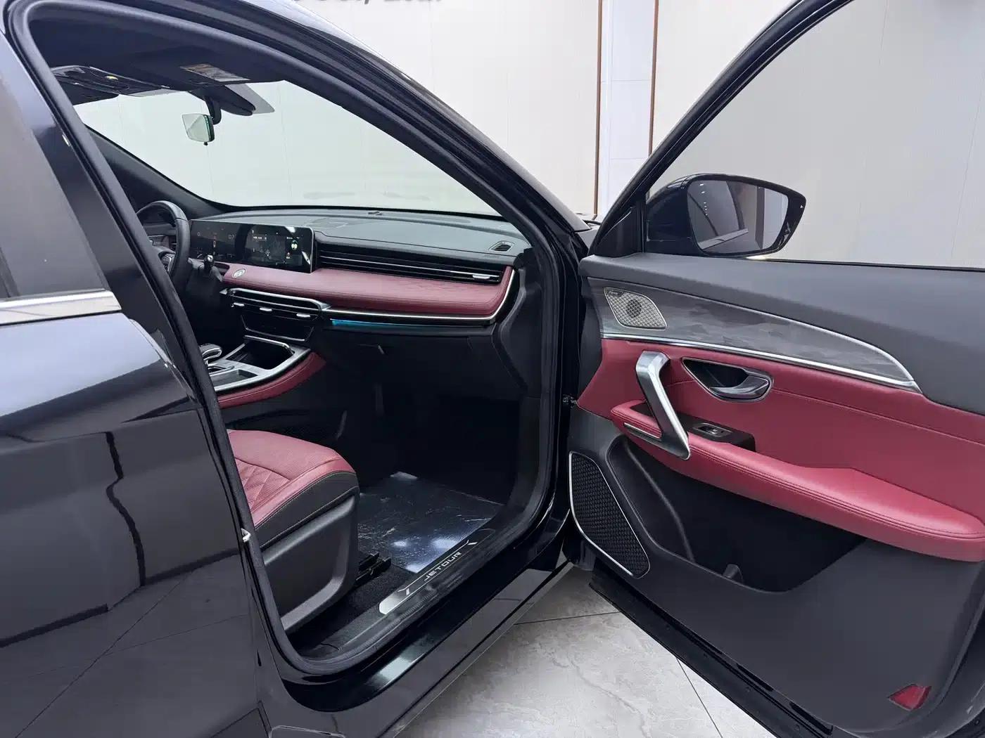 Jetour X70 PLUS 2023 1.5T DCT Warrior PLUS 5-seater — миниатюра 21