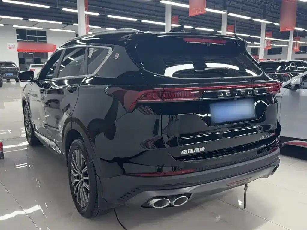 Jetour X70 PLUS 2023 1.5T DCT Self-Reliant PRO 5-Seater — миниатюра 8