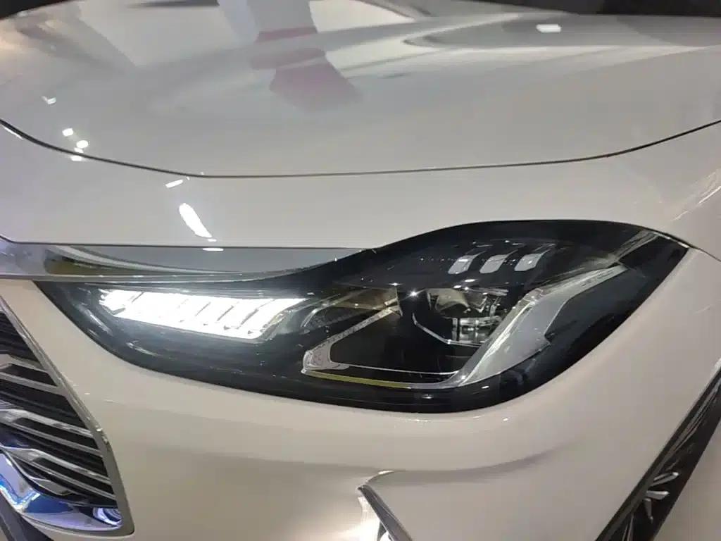 Jetour X70 PLUS 2023 1.5T Manual Self-Reliant 5-Seater — миниатюра 24