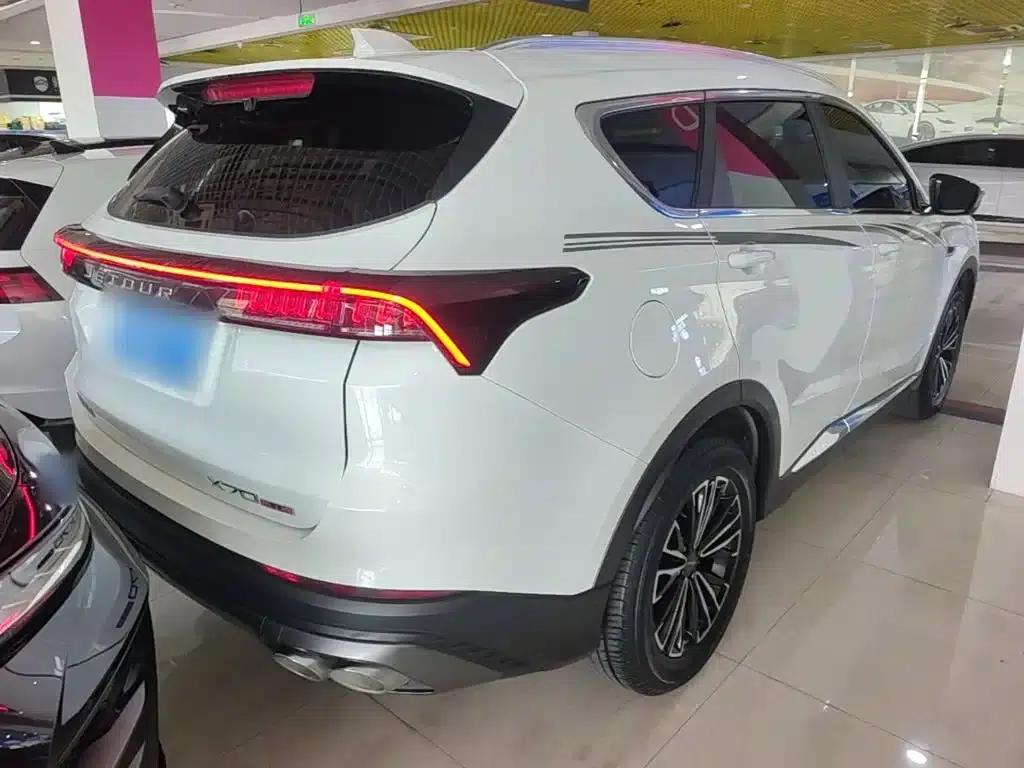 Jetour X70 PLUS 2023 1.5T Manual Self-Reliant 5-Seater — миниатюра 7