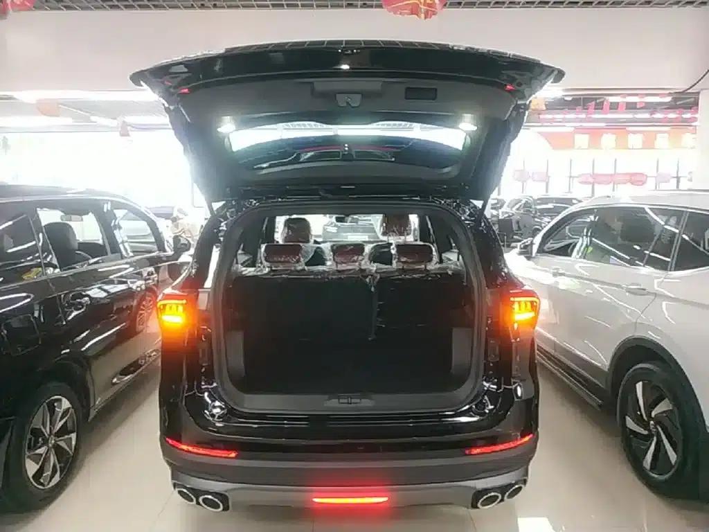 Jetour X70 PLUS 2025 Champion Edition 1.5T DCT Champion PRO 5-seater — миниатюра 19