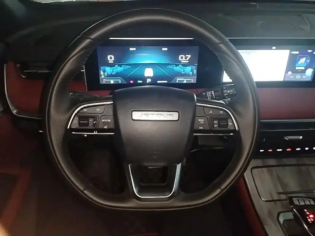 Jetour X70 PLUS 2023 1.5T DCT Warrior PLUS 5-seater — миниатюра 11
