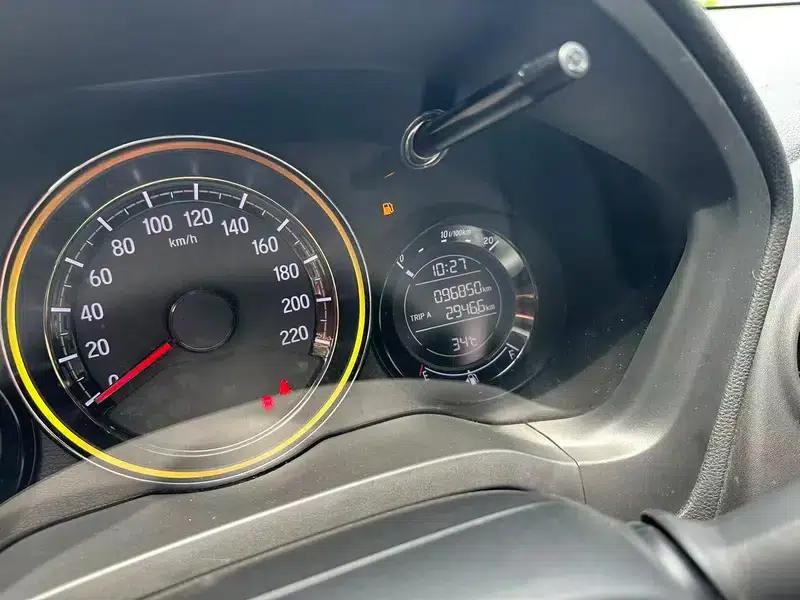 Honda XR-V 2017 1.5L LXi CVT Classic Edition — миниатюра 6