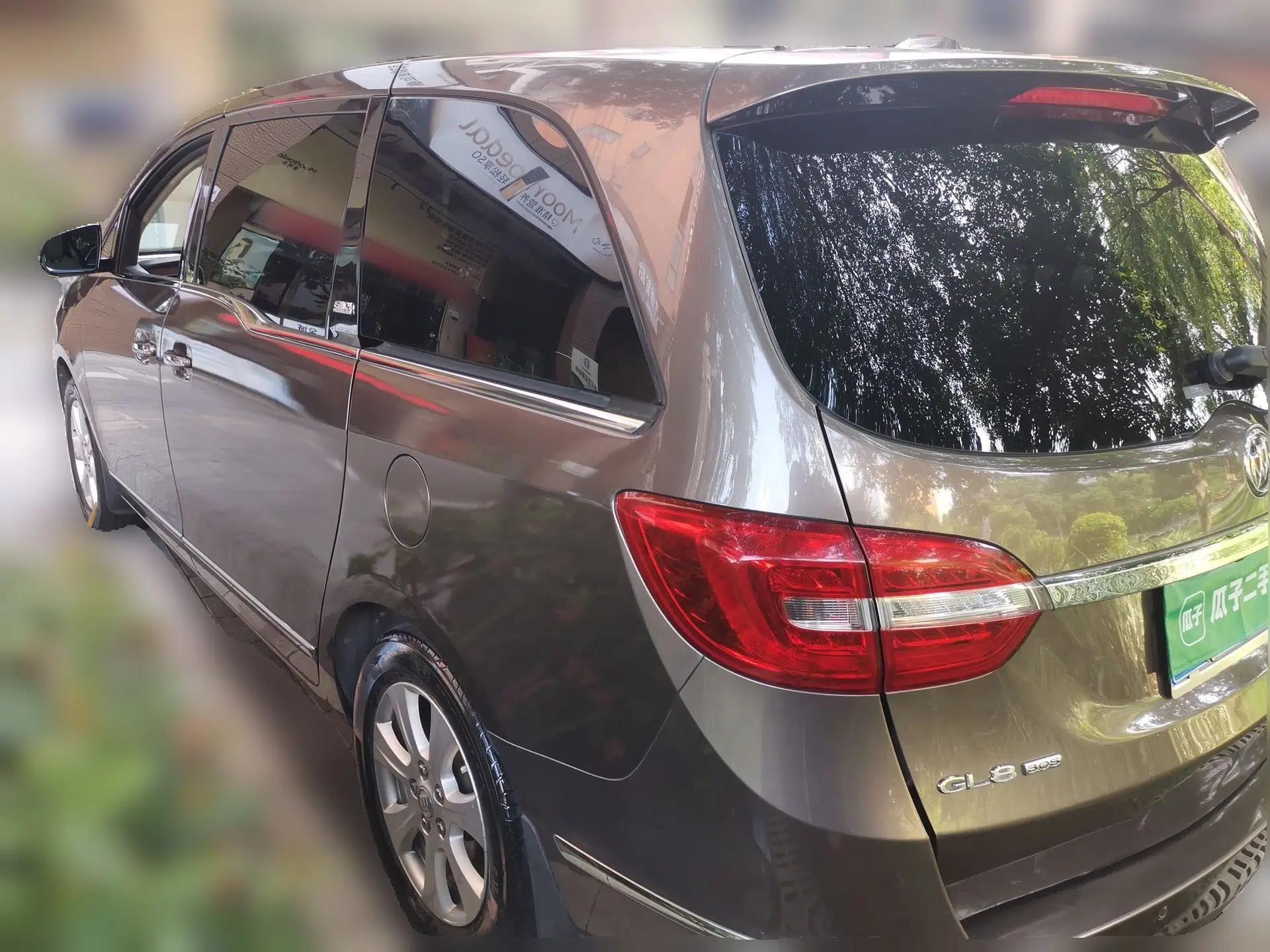 Buick GL8 2014 3.0L XT Luxury Business Flagship Edition — миниатюра 4