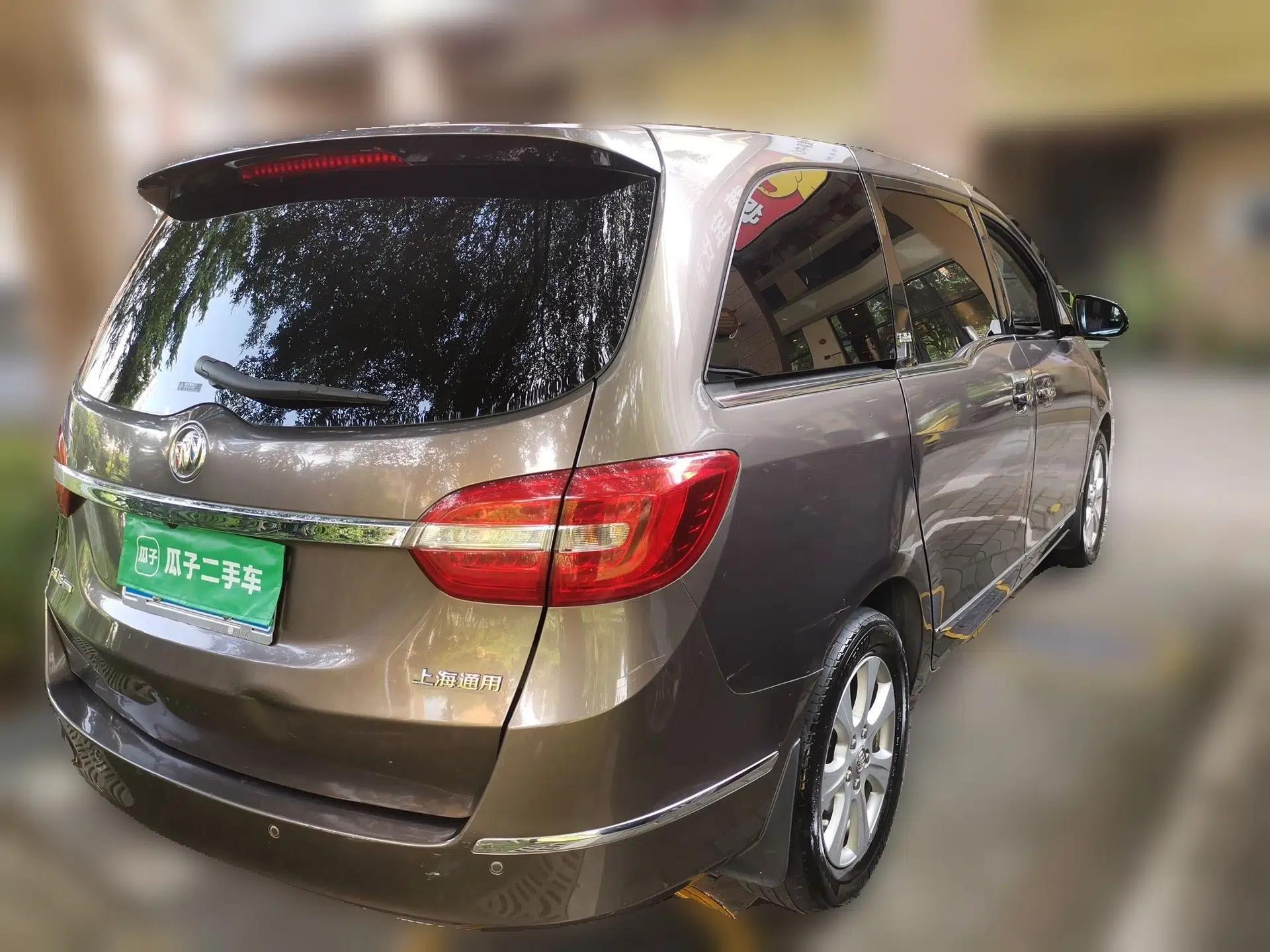Buick GL8 2014 3.0L XT Luxury Business Flagship Edition — миниатюра 6