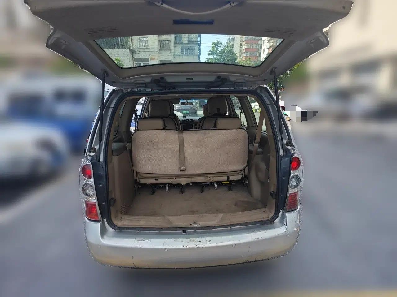 Buick GL8 2014 2.4L Classic Edition — миниатюра 19