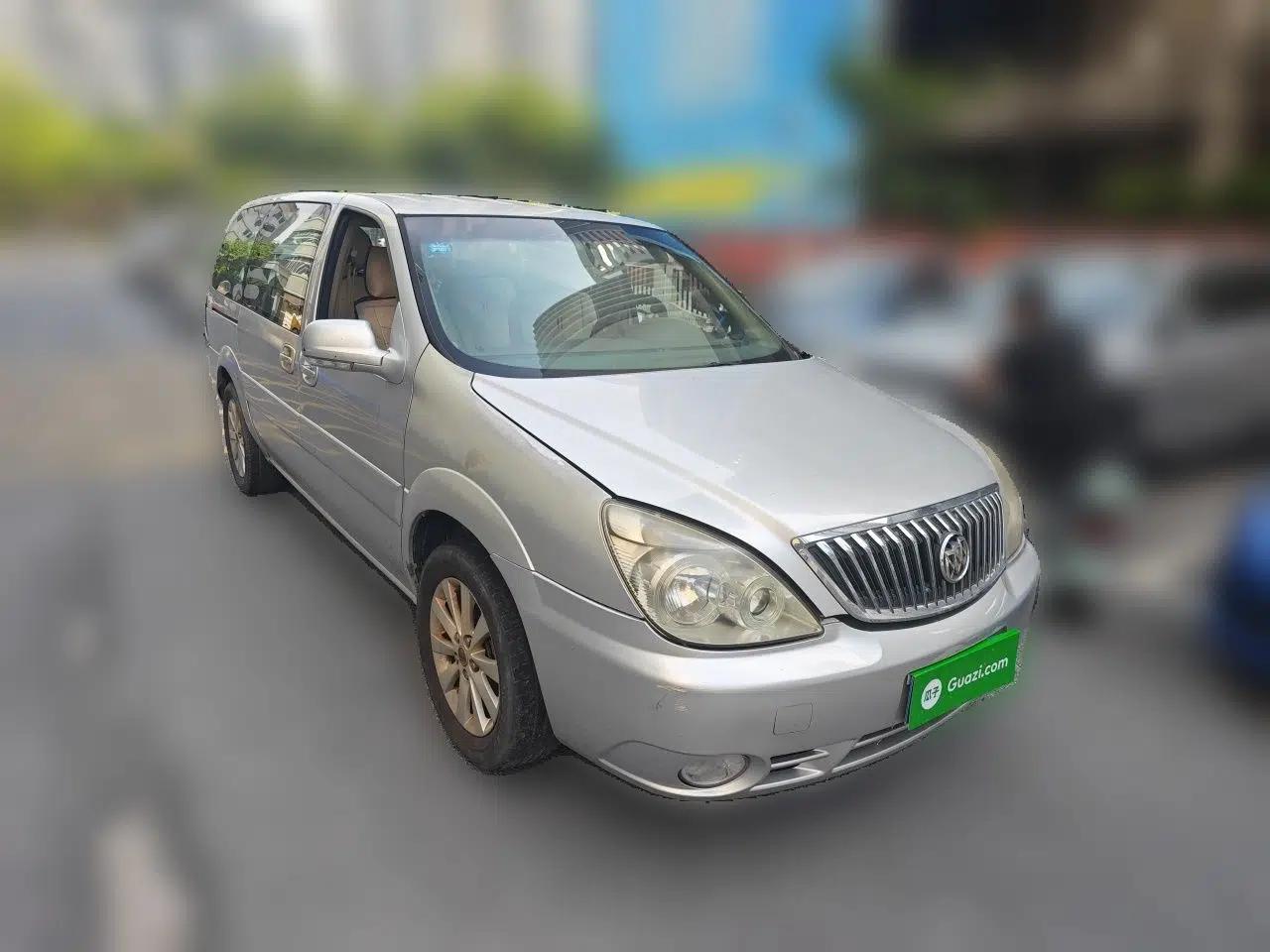 Buick GL8 2014 2.4L Classic Edition — миниатюра 3