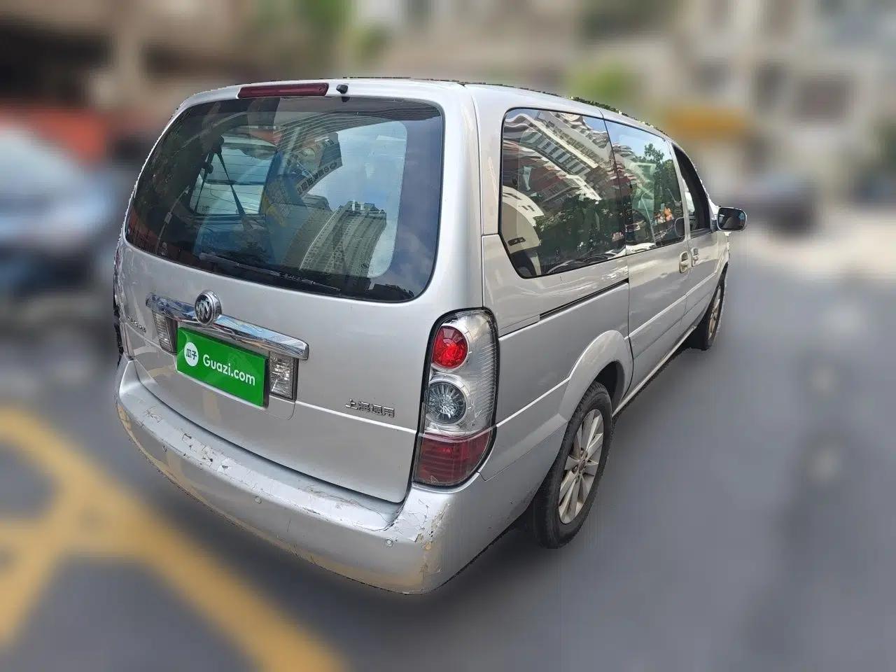 Buick GL8 2014 2.4L Classic Edition — миниатюра 6