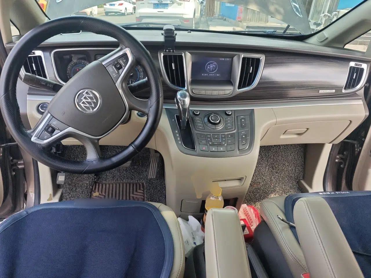 Buick GL8 2013 3.0L GT Luxury Business Haoya Edition — миниатюра 9