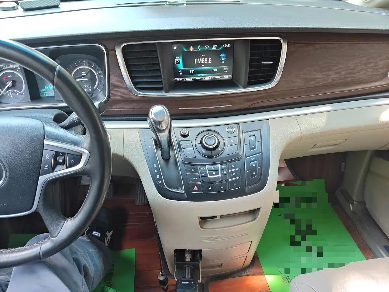 Buick GL8 2017 25S Luxury Version China V Standard — миниатюра 13