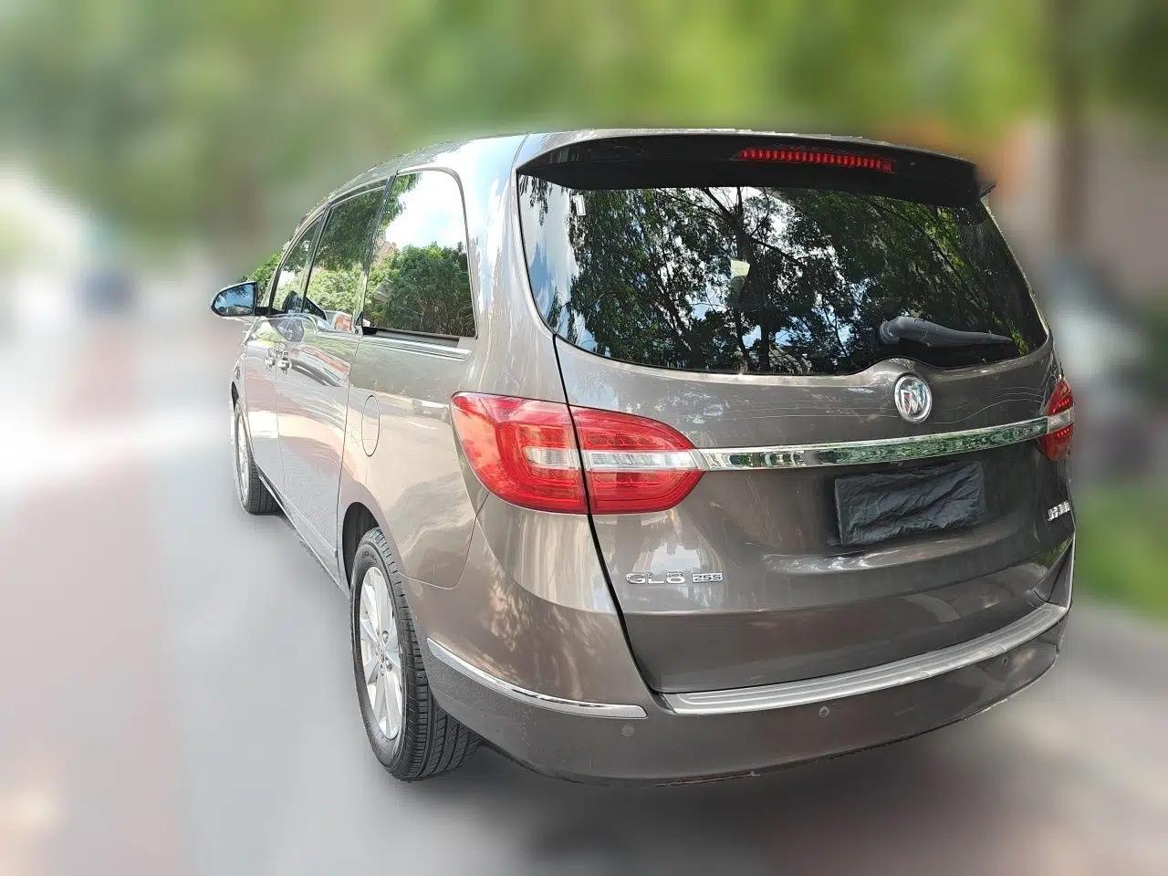 Buick GL8 2017 25S Luxury Version China V Standard — миниатюра 4